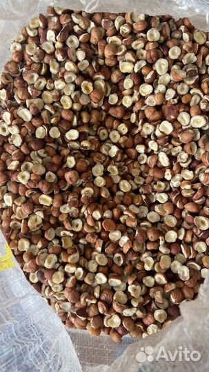 Фундук очищенный