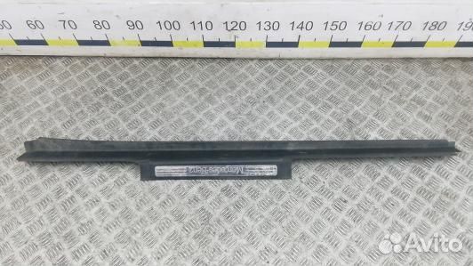 Накладка порога внутренняя правая mercedes benz R