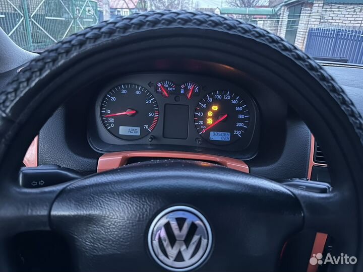 Volkswagen Golf 1.4 МТ, 2000, 385 000 км