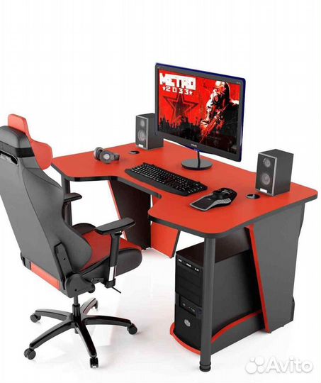 Компьютерный стол