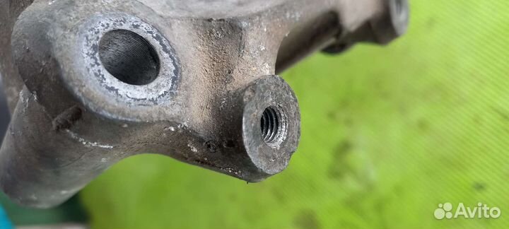 Кронштейн генератора Волга - сайбер