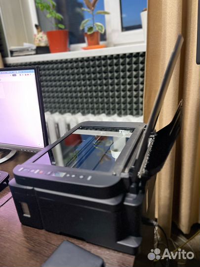 Продам мфу струйное Canon pixma G2415