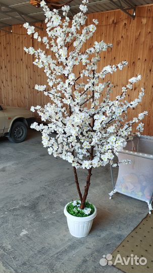 Искусственная сакура