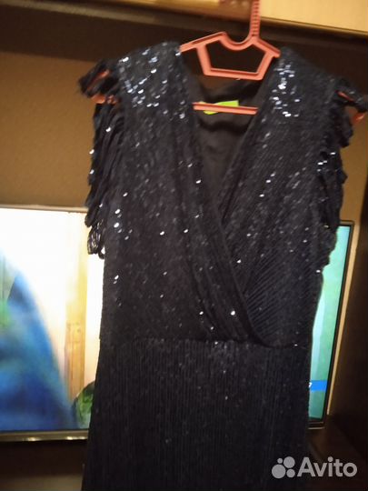 Платье вечернее