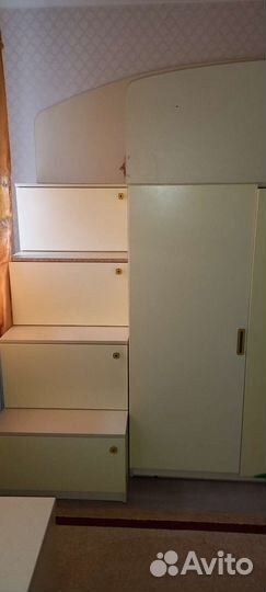 Детский двухъярусная кровать