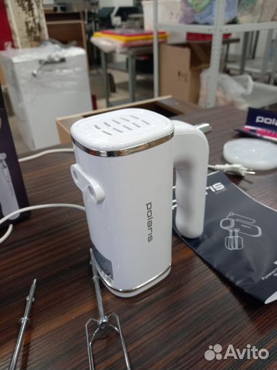 Миксер ручной polaris