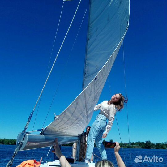 Прогулка на парусной яхте по р. Волга