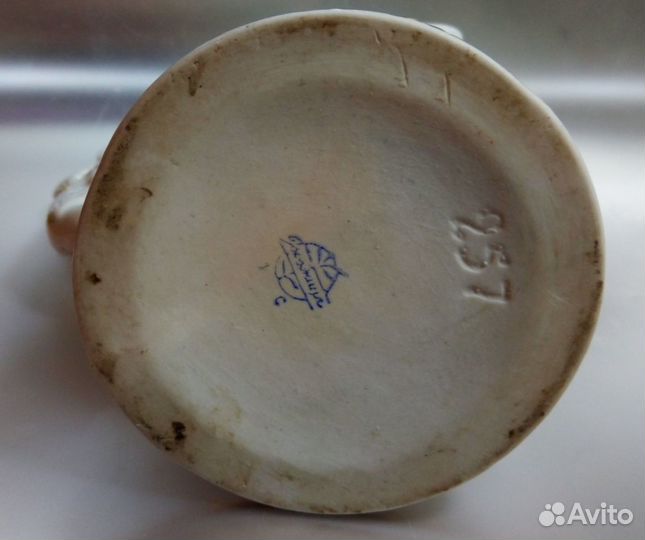 Статуэтка-графин 