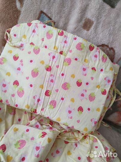 Бортики в детскую кроватку