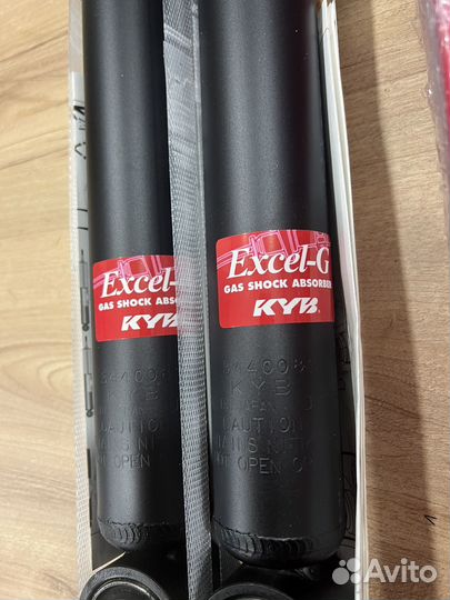 Амортизаторы задние KYB Toyota Camry, Rav4