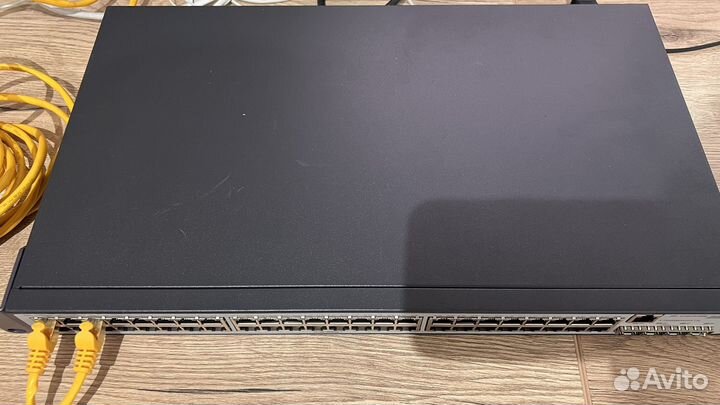 Коммутатор HP V1910-48G Switch