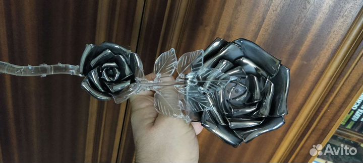 Роза из горного хрусталя