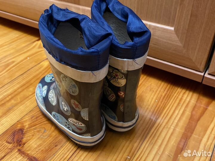 Детские резиновые сапоги