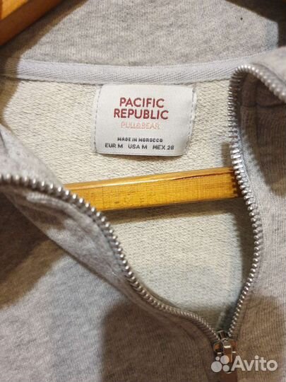 Укороченная толстовка pull&bear