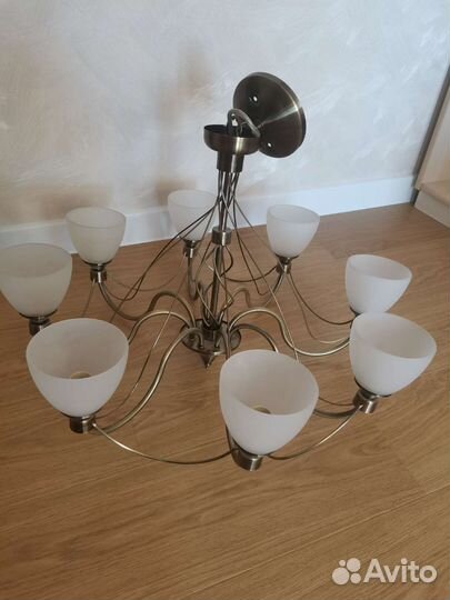 Люстра 8-ми рожковая