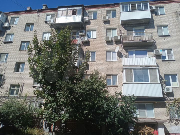 3-к. квартира, 56 м², 5/5 эт.