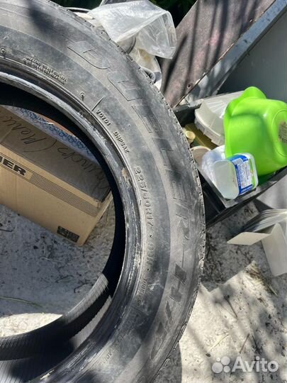 Bridgestone Dueler A/T 225/60 R17 и 225/60 R17 60H