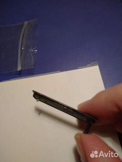 Крышка на гнездо телефона Sony Xperia Z3