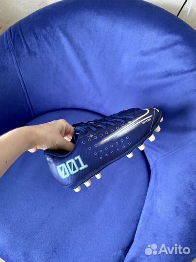 Бутсы кроссовки Nike оригинал детские 35