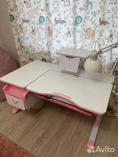 Стол и стул ученика