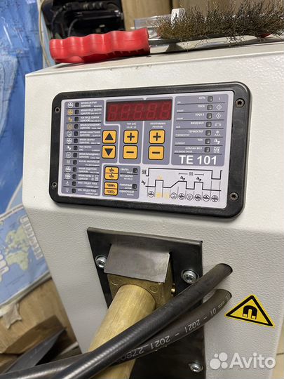 Контактная точечная сварка tecna 4642NE