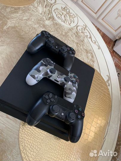 Sony PS4 slim