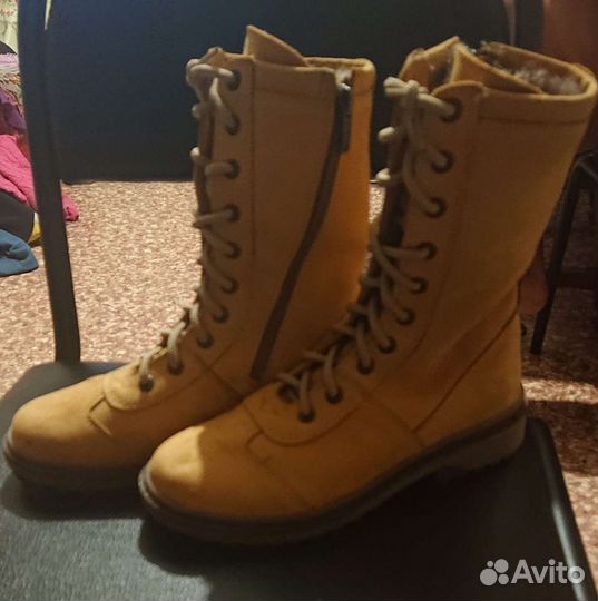 Зимние ботинки и Жилет