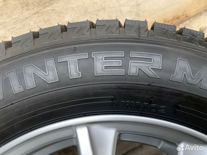 Dunlop Winter Maxx WM02 195/65 R16 92Q