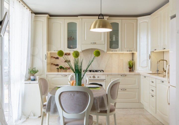 2-к. квартира, 65 м², 6/7 эт.