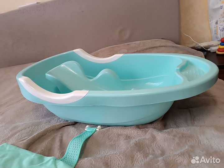 Ванночка для купания новорожденного