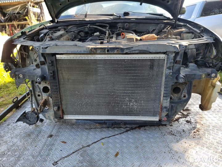 Передняя панель телевизор Skoda Superb 1 суперб I