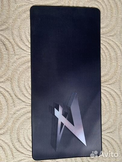 Игровой коврик для мыши