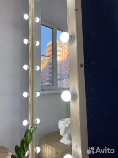 Гримерное зеркало