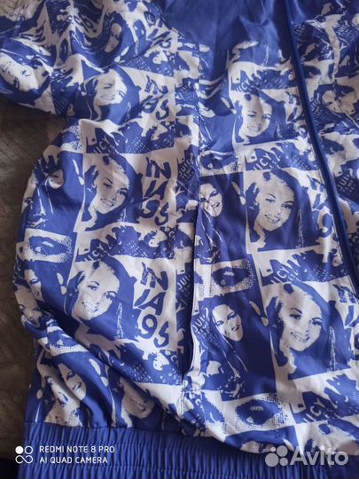 Спортивный костюм женский