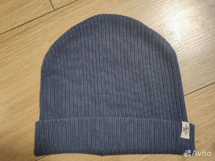 Демисезонные шапки hm