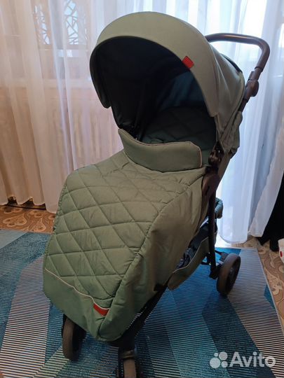 Прогулочная коляска Carrello Forte