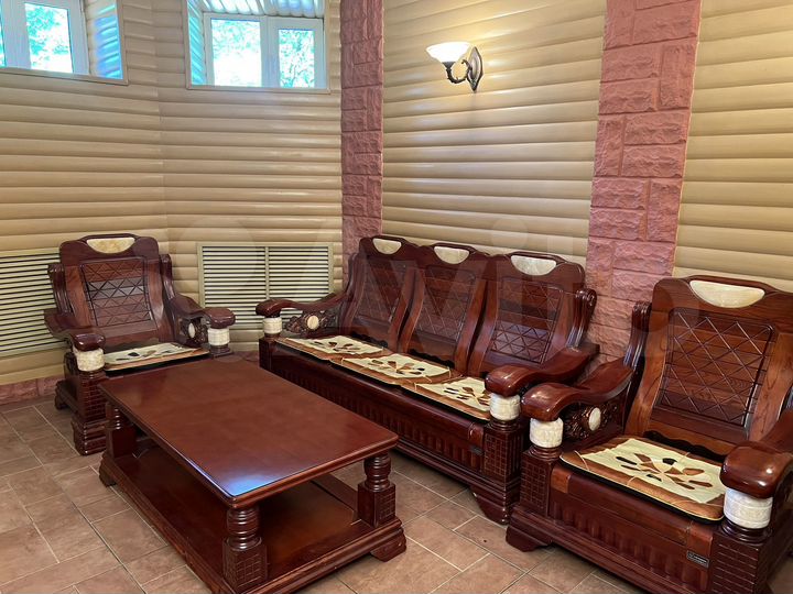 Дом 250 м² на участке 20 сот.