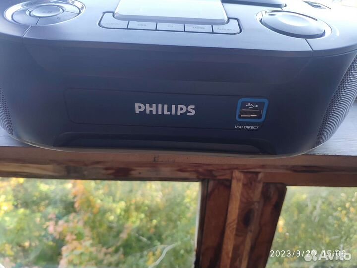 Магнитофон philips. Не рабочий