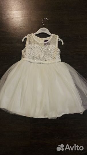 Платье на девочку