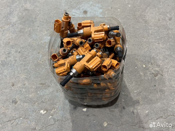 Форсунки Тойота камри 70-75 3,5