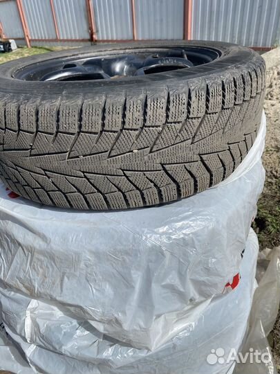 Hankook Winter I'Cept IZ2 205/55 94T