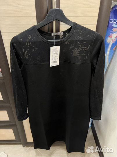 Платье новое, 46 размер, трикотаж