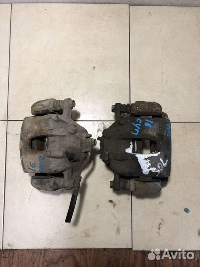 Суппорт тормозной передний Хендэ Солярис