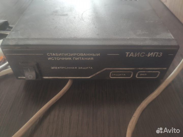 Стабилизированный блок питания для радиостанций