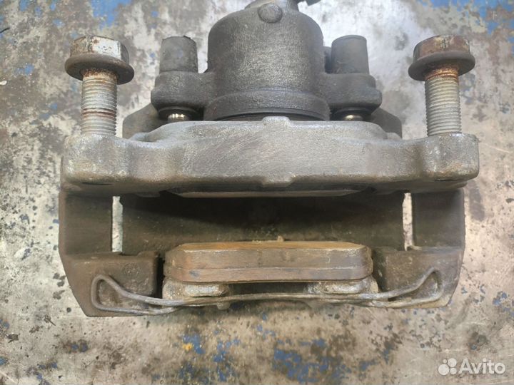 Тормозные суппорта 288 на volkswagen polo Ate 581