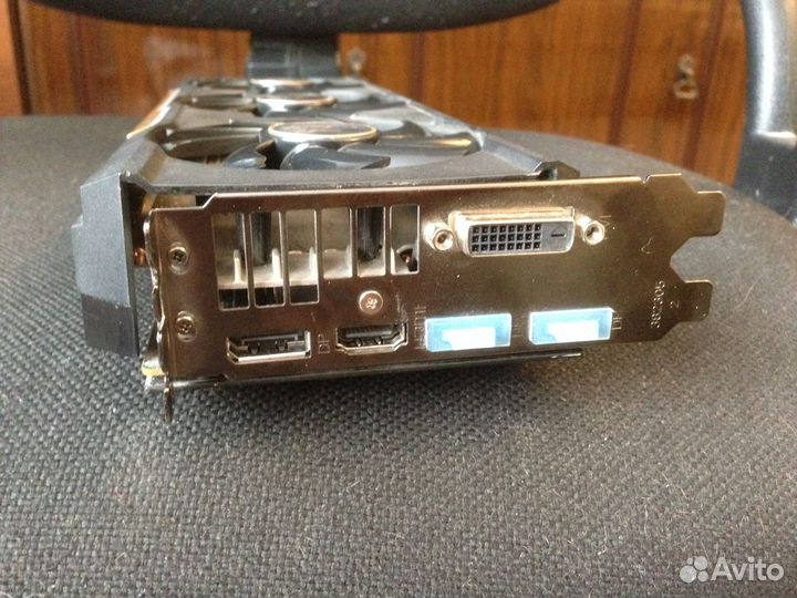 Видеокарта sapphire R9 390X 8gb