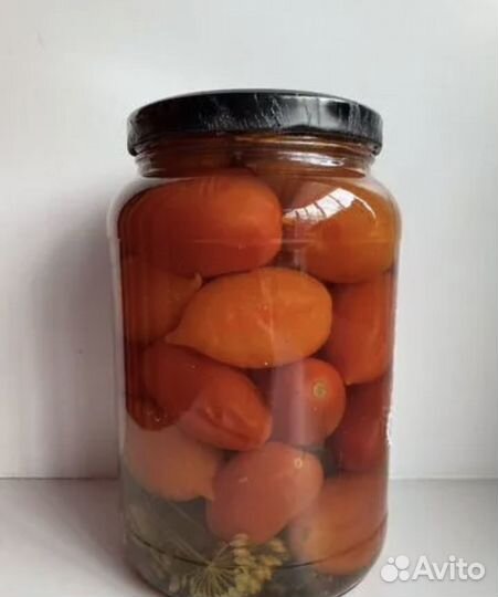 Маринованные помидоры и огурцы