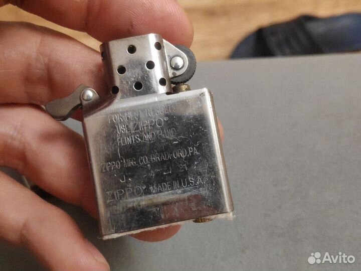 Зажигалка zippo 28323 мало б/у