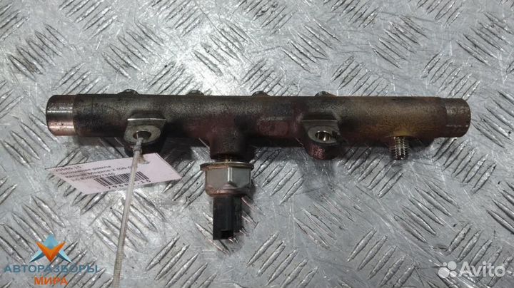 Топливная рампа Renault Megane 2 рест. 2007