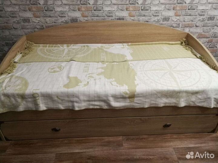 Мебель в детскую комнату